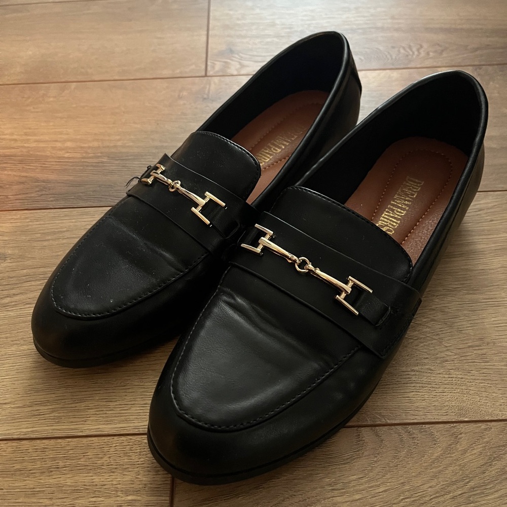 Dream Pairs Black Loafers with Gold Accent